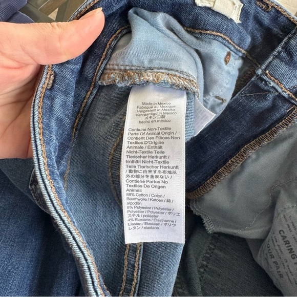 Madewell Curvy High-Rise Skinny Jeans in Hayes Wash - Picture 8 of 14